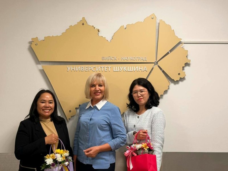 Развитие международного сотрудничества: встреча преподавателей Бийского филиала АлтГПУ и Университета Принца Сонгкхлы